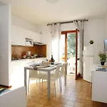 Magnolie Apartman *